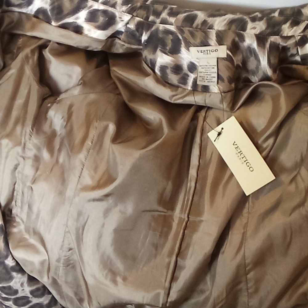 Vertigo Paris Double Breasted Trenchcoat, women's size medium - Picture 12 of 13